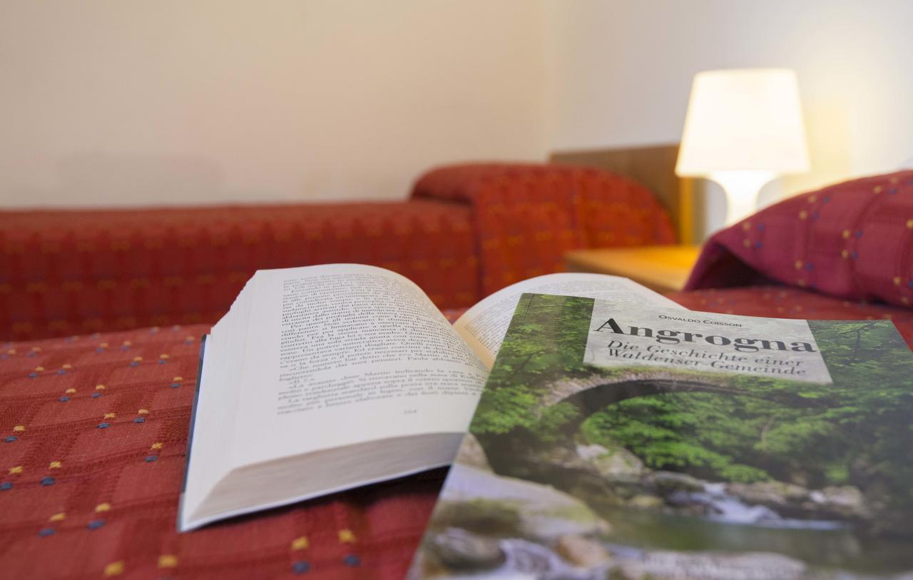 Foresteria Valdese Hotel ตอร์เรเปลลิเช ภายนอก รูปภาพ