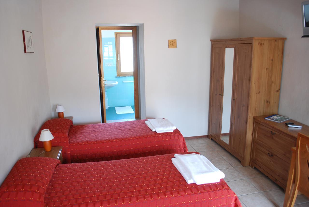 Foresteria Valdese Hotel ตอร์เรเปลลิเช ภายนอก รูปภาพ
